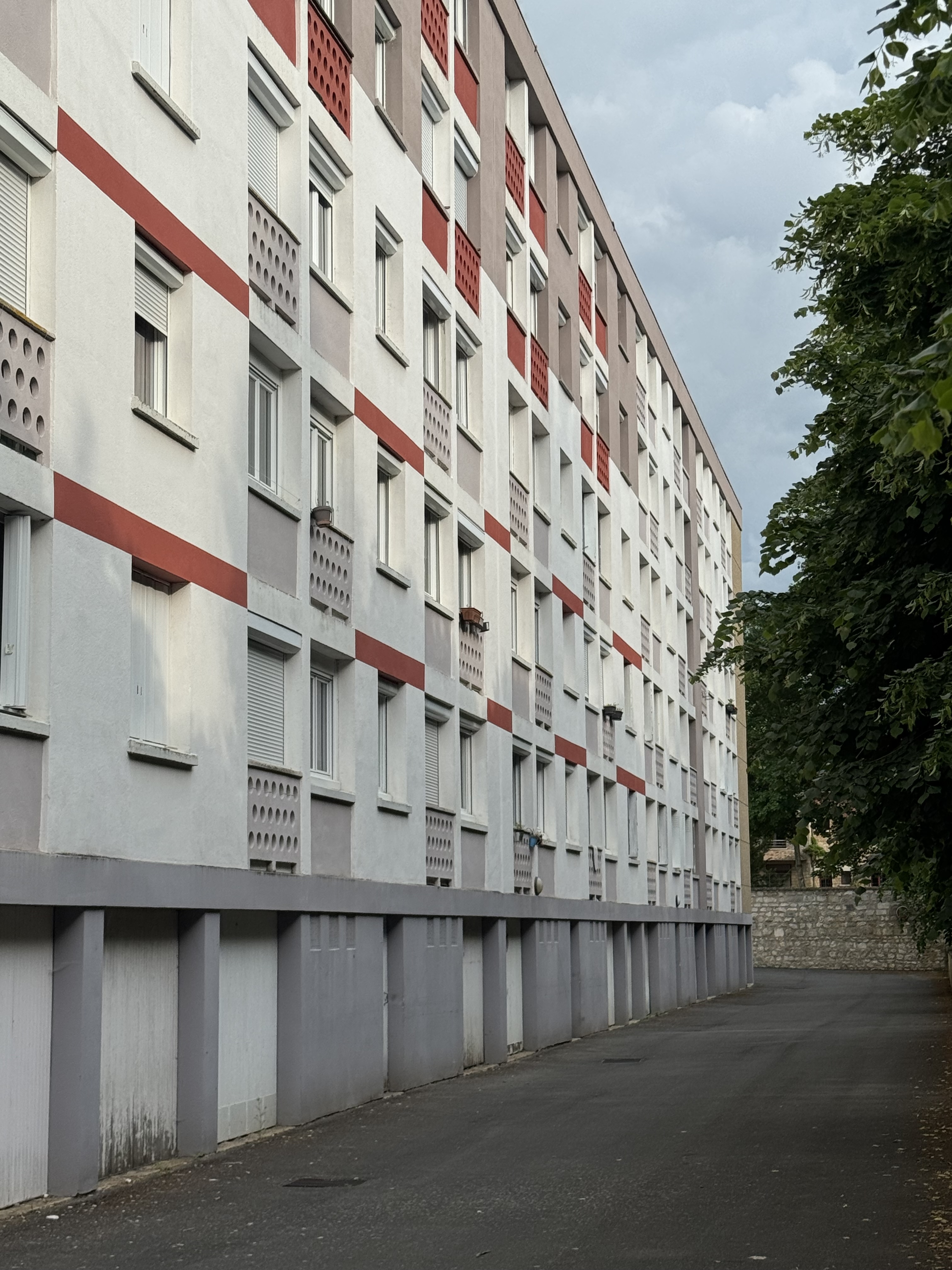Agence immobilière de AGENCE AUX DEMEURES NORMANDES