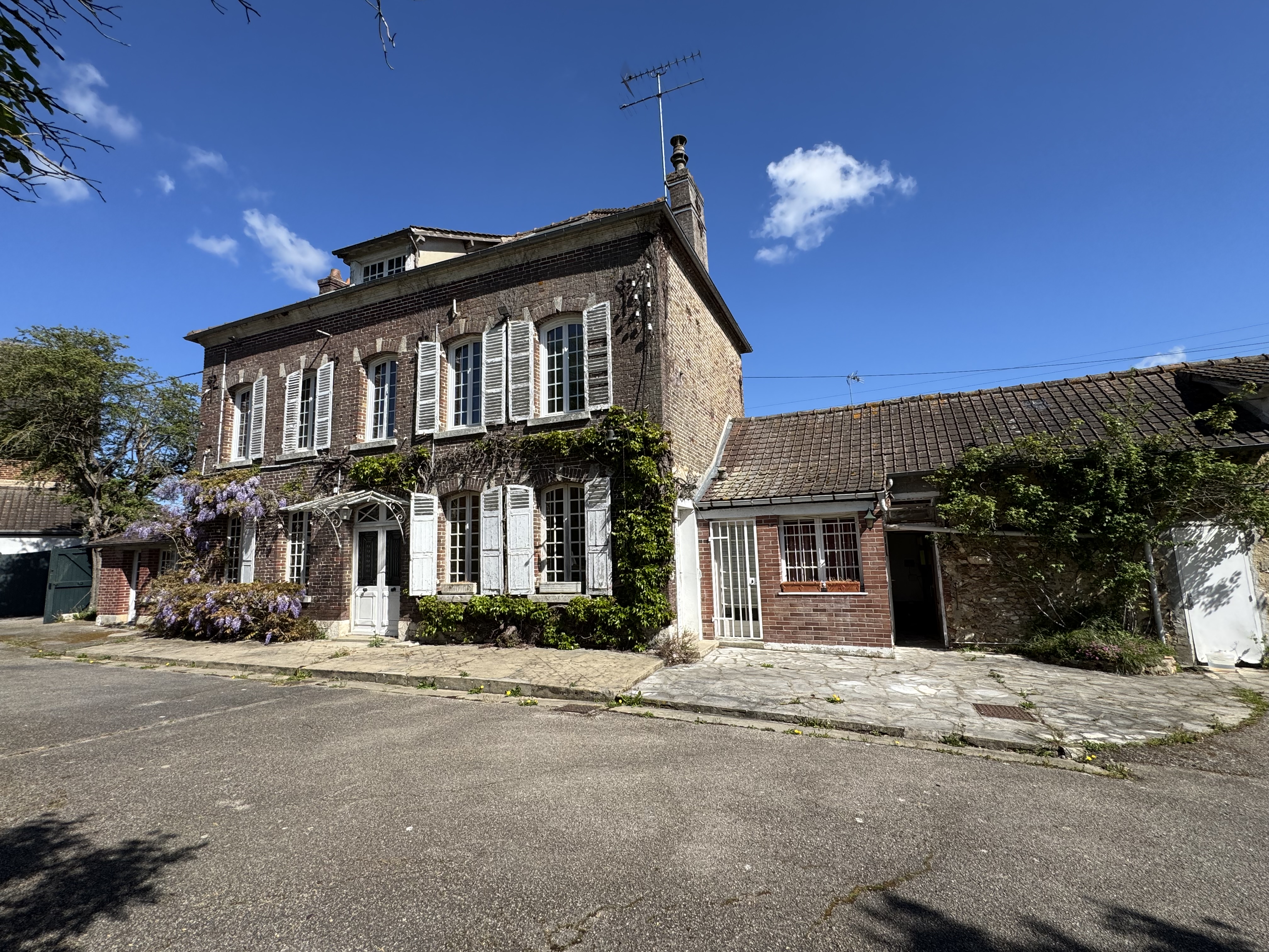 Agence immobilière de AGENCE AUX DEMEURES NORMANDES