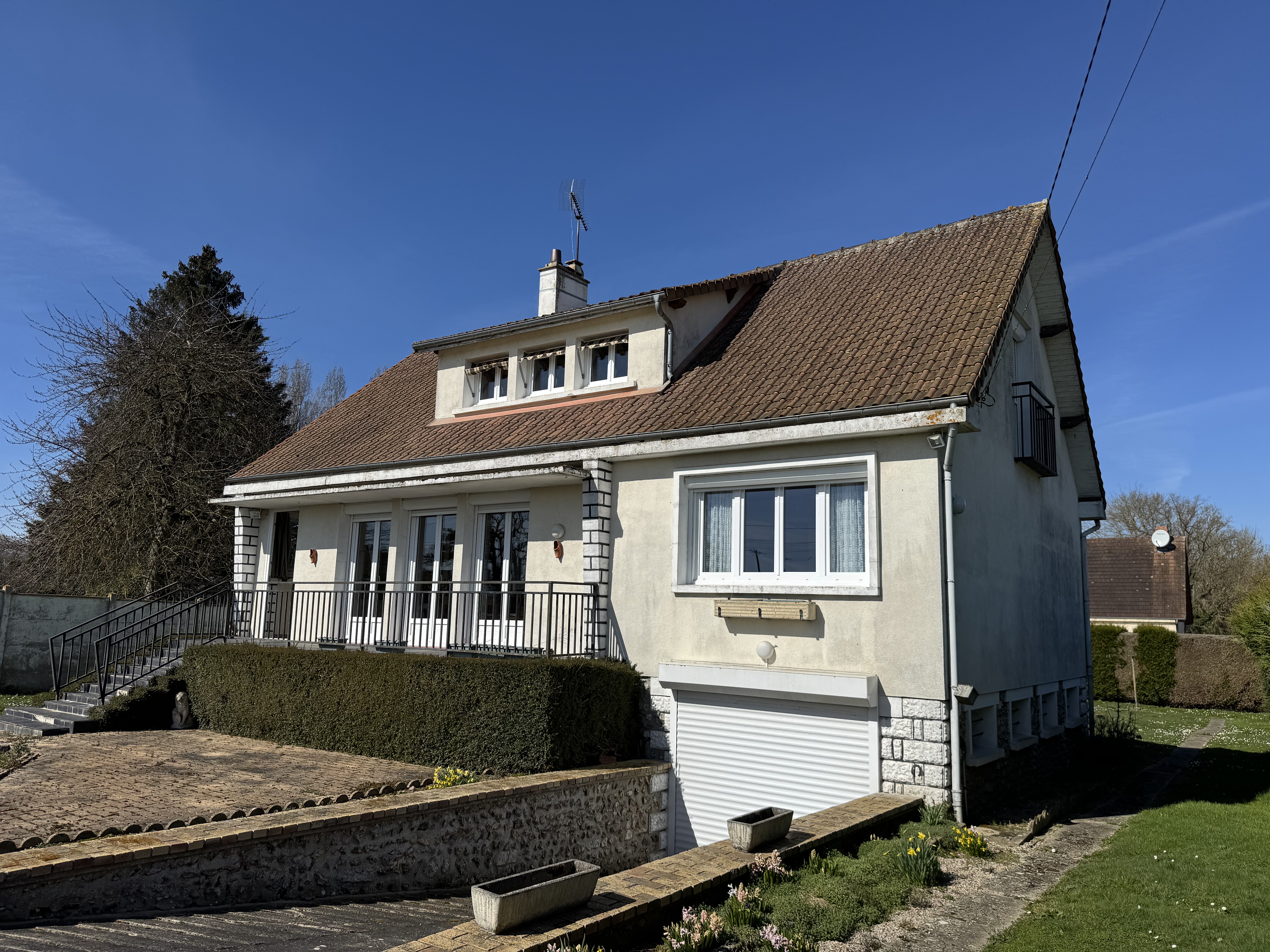 Agence immobilière de AGENCE AUX DEMEURES NORMANDES