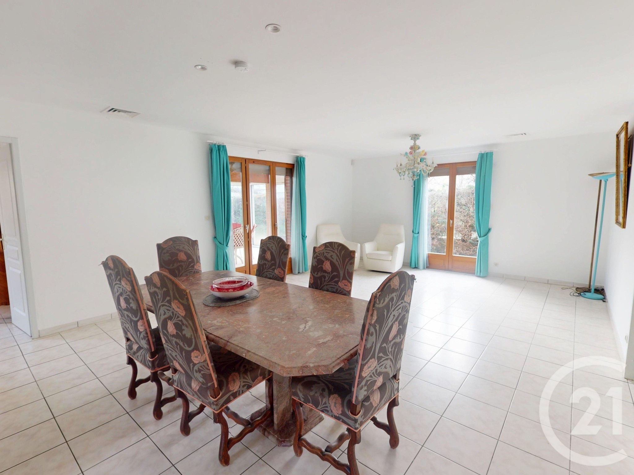 Agence immobilière de Century 21- Oustal