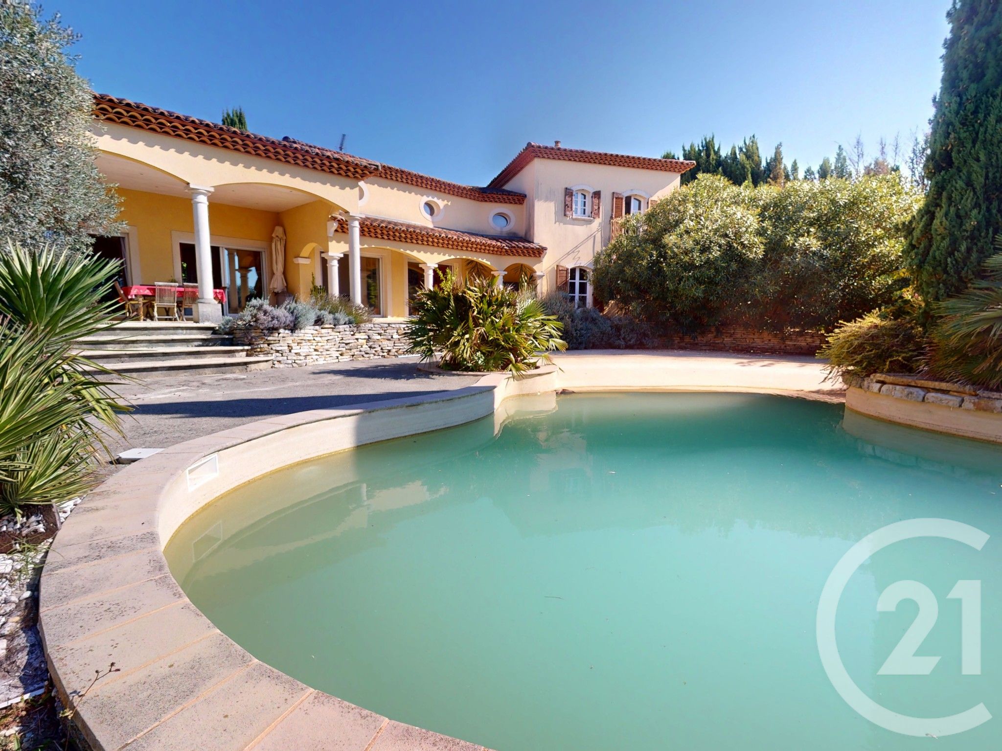 Agence immobilière de Century 21- Oustal