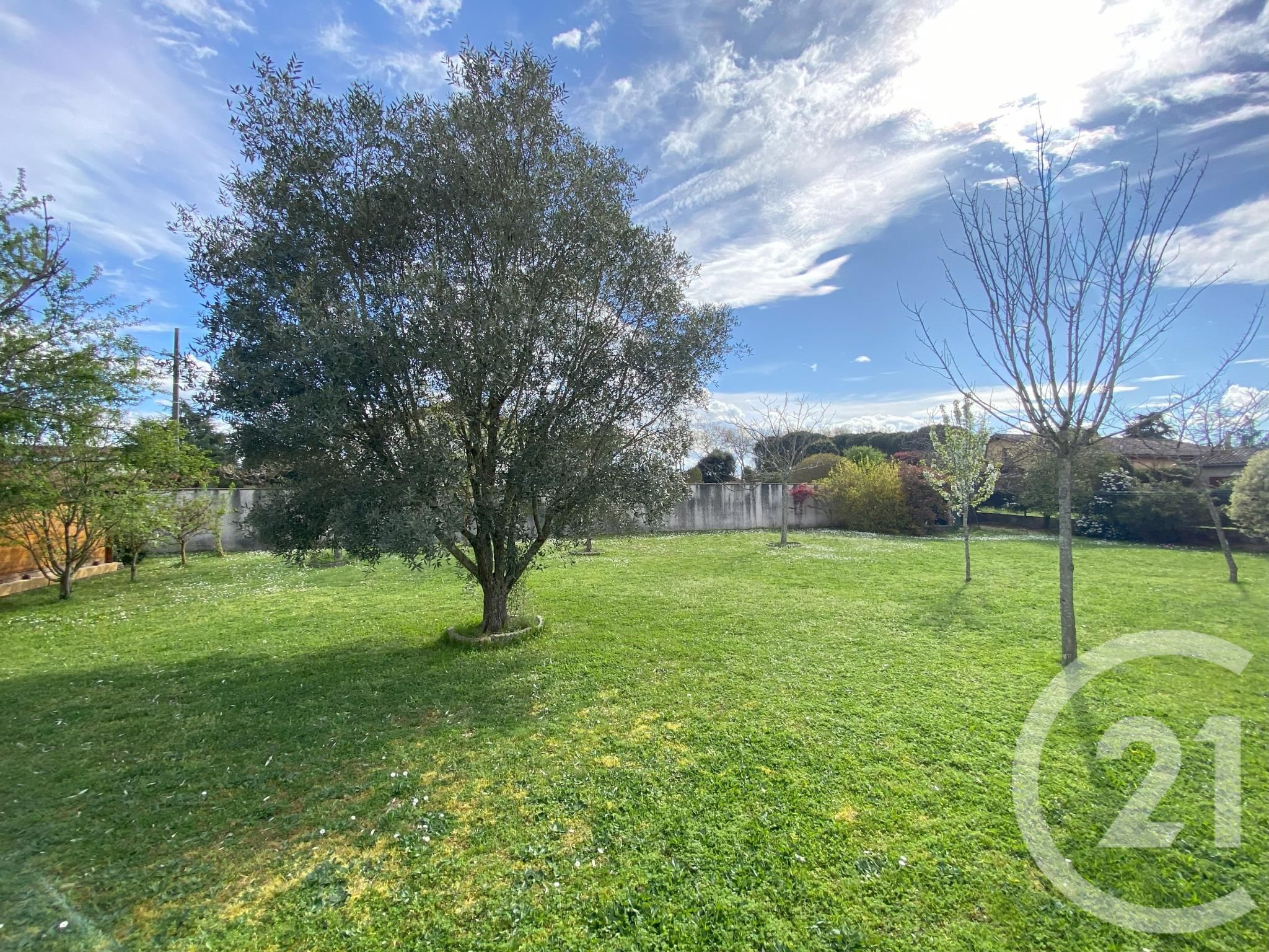 Agence immobilière de Century 21- Oustal