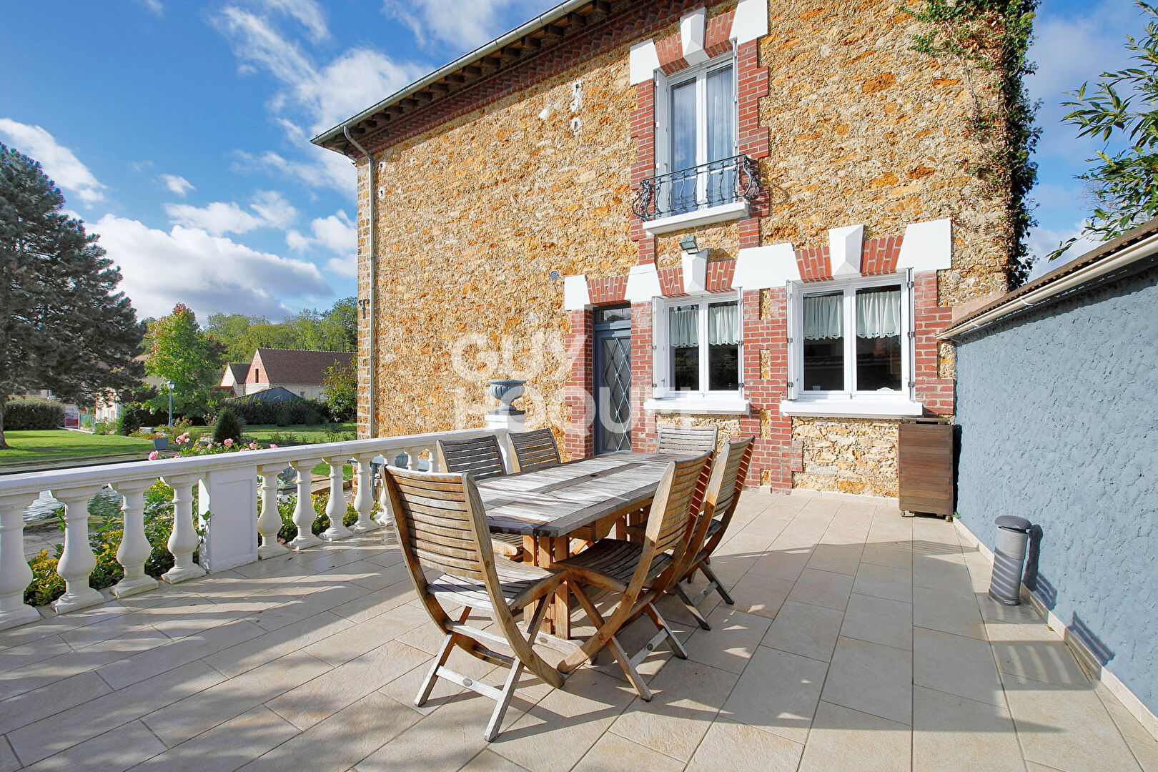Agence immobilière de GuyHoquet TOURNAN EN BRIE - Guy Hoquet FONTENAY TRESIGNY