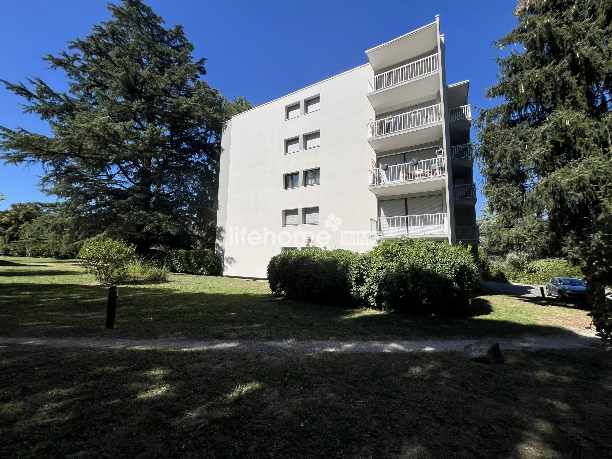 Agence immobilière de Nathalie NISSOU