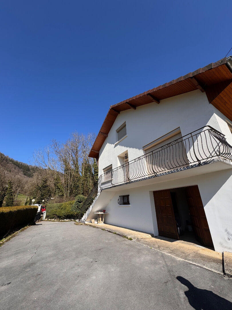 Agence immobilière de Elysa BURRI - Agent Commercial