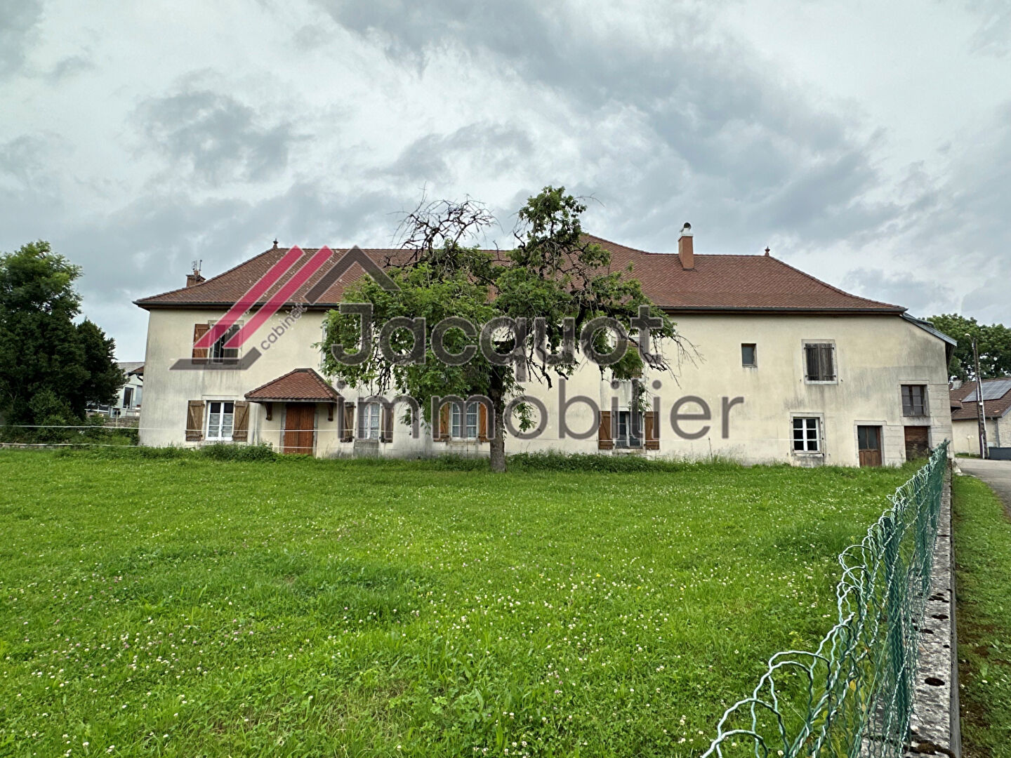 Agence immobilière de Elysa BURRI - Agent Commercial