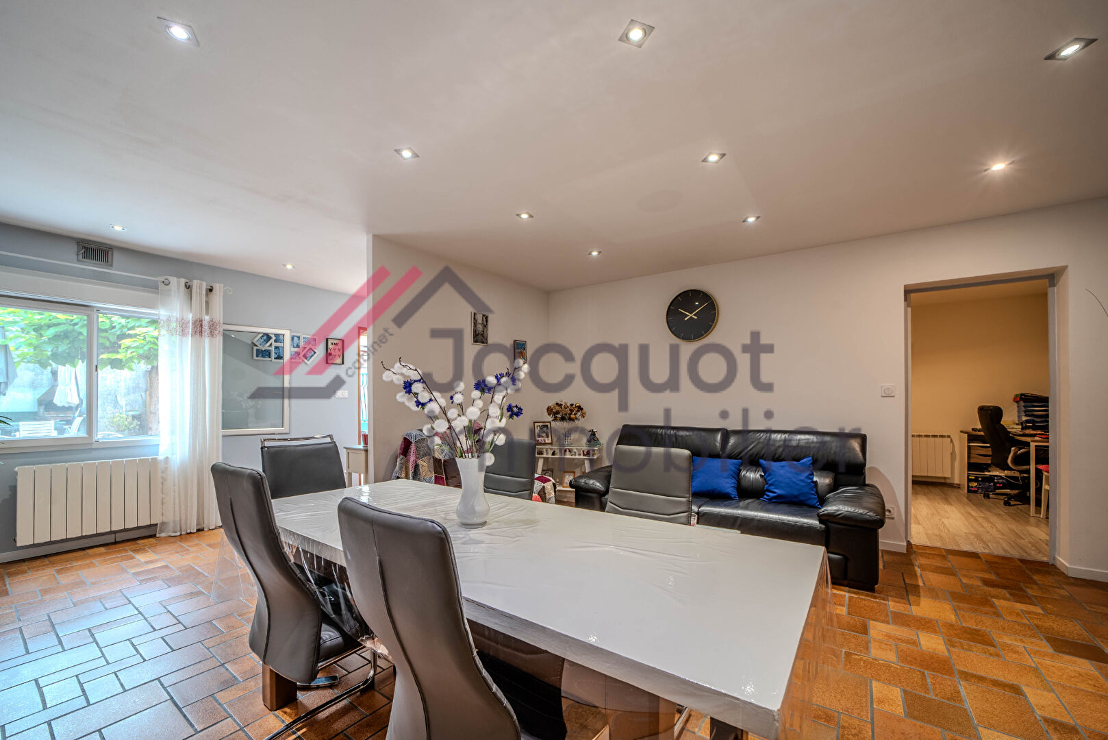 Agence immobilière de Elysa BURRI - Agent Commercial