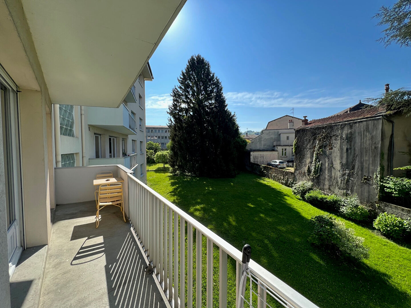 Agence immobilière de Elysa BURRI - Agent Commercial