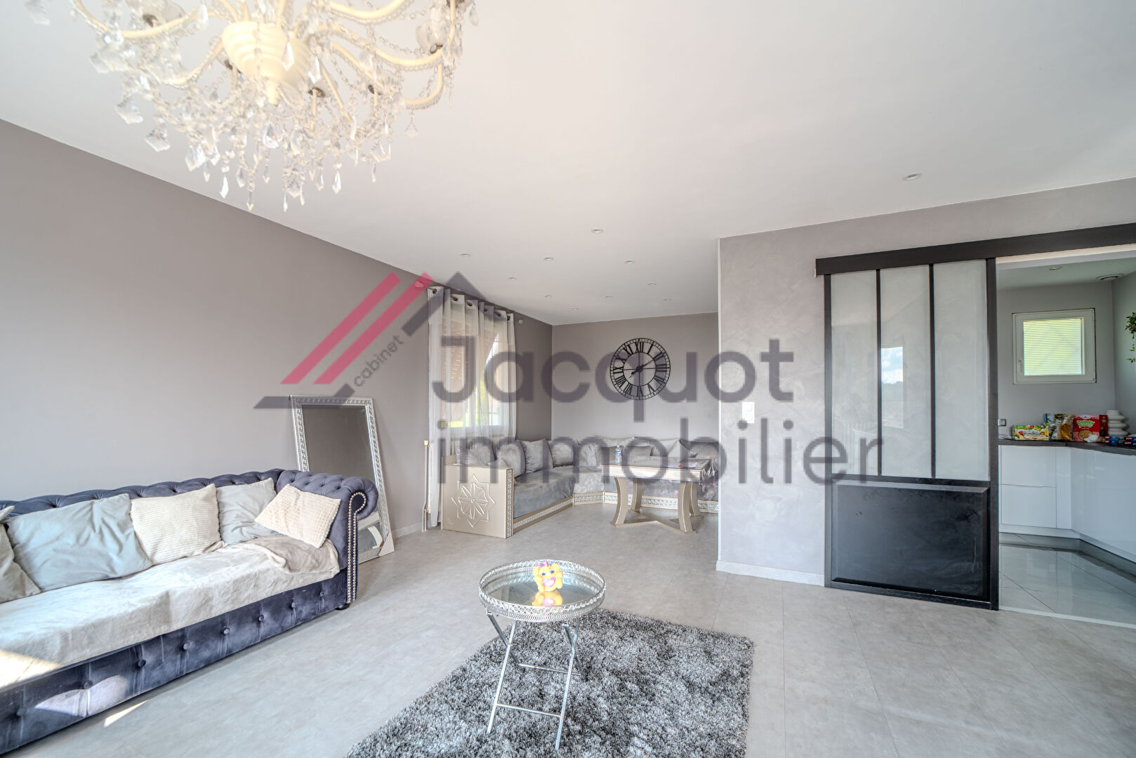 Agence immobilière de Elysa BURRI - Agent Commercial