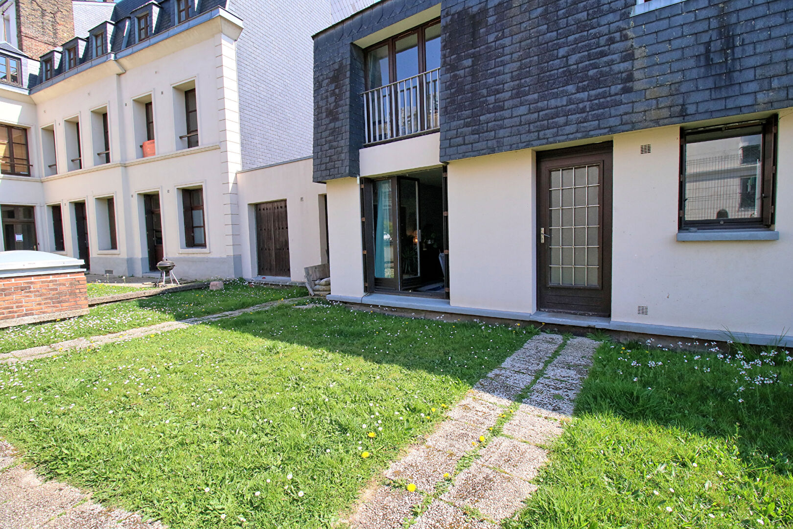 Agence immobilière de KAYZO INVEST