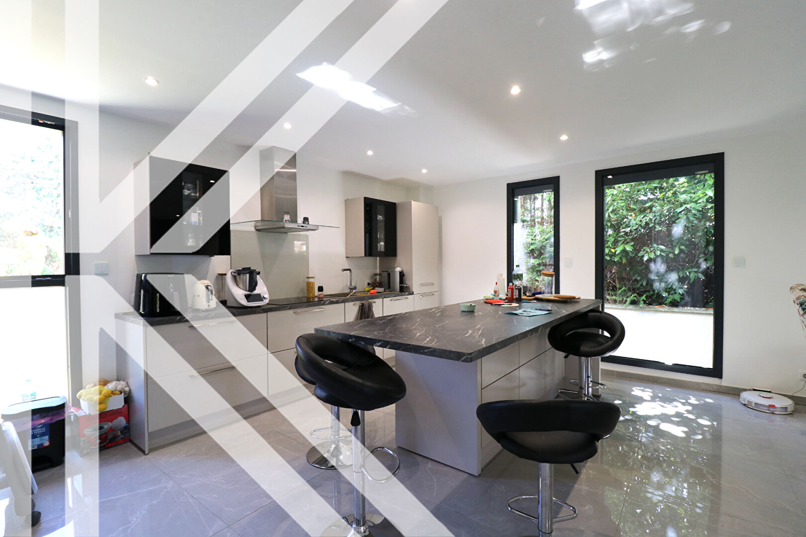 Agence immobilière de KAYZO INVEST