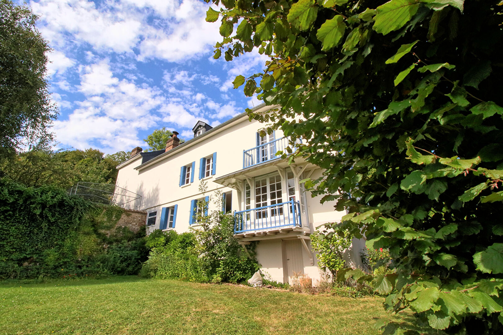 Agence immobilière de KAYZO INVEST