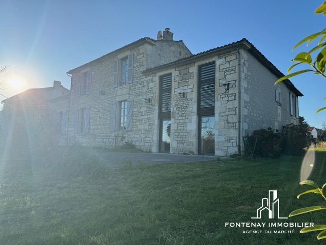 Agence immobilière de DRUJON D'ASTROS Christophe
