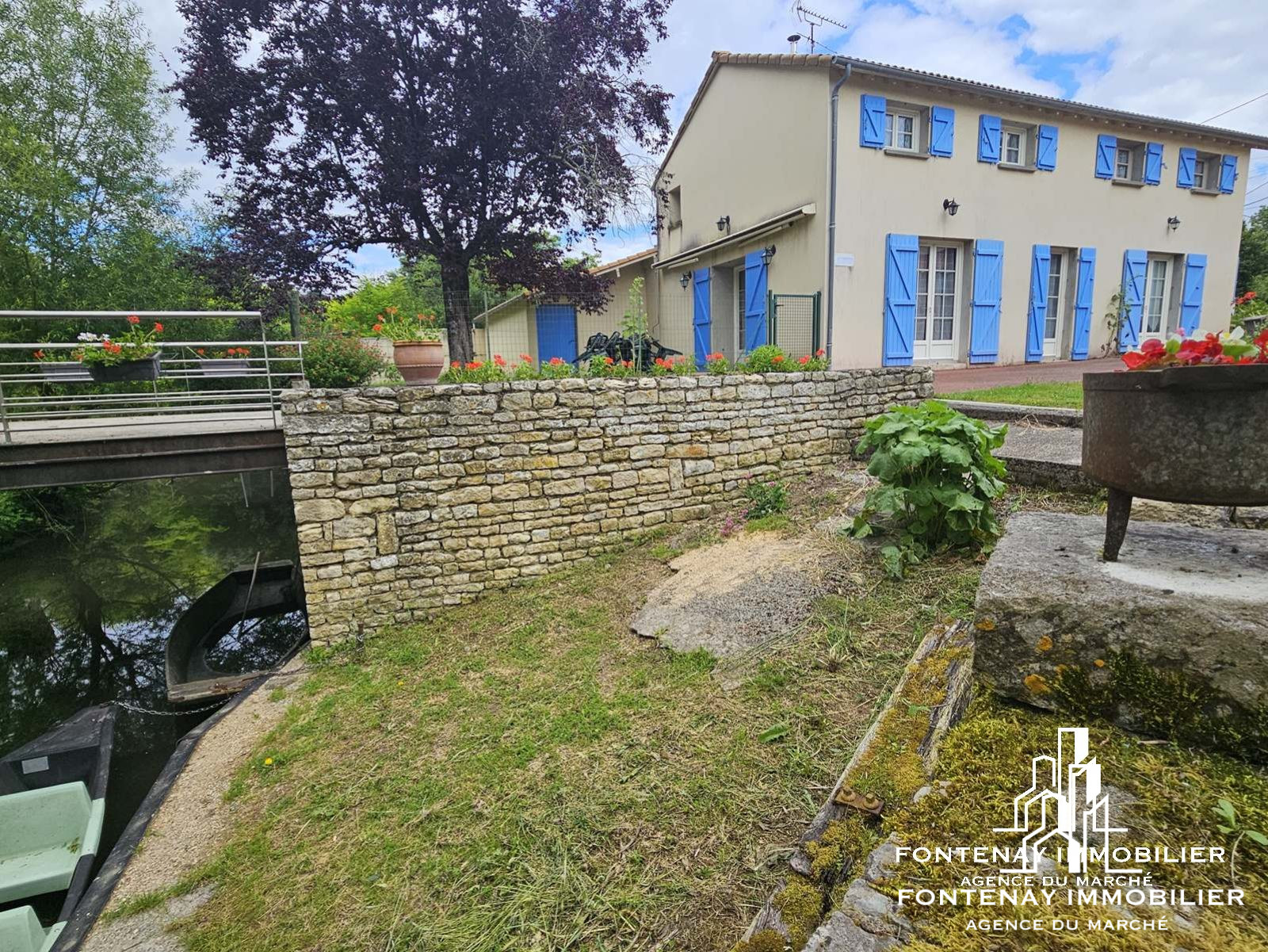 Agence immobilière de DRUJON D'ASTROS Christophe