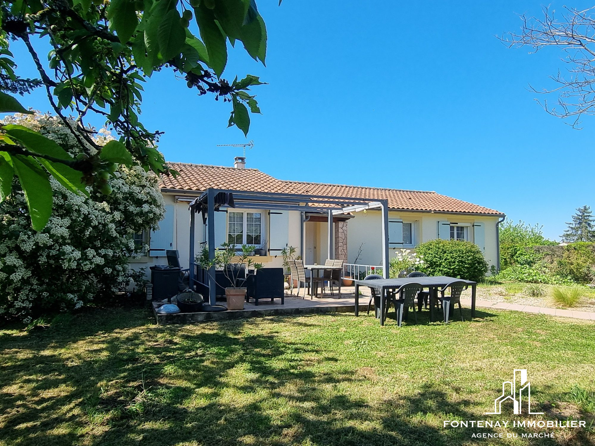 Agence immobilière de DRUJON D'ASTROS Christophe