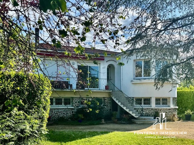 Agence immobilière de DRUJON D'ASTROS Christophe