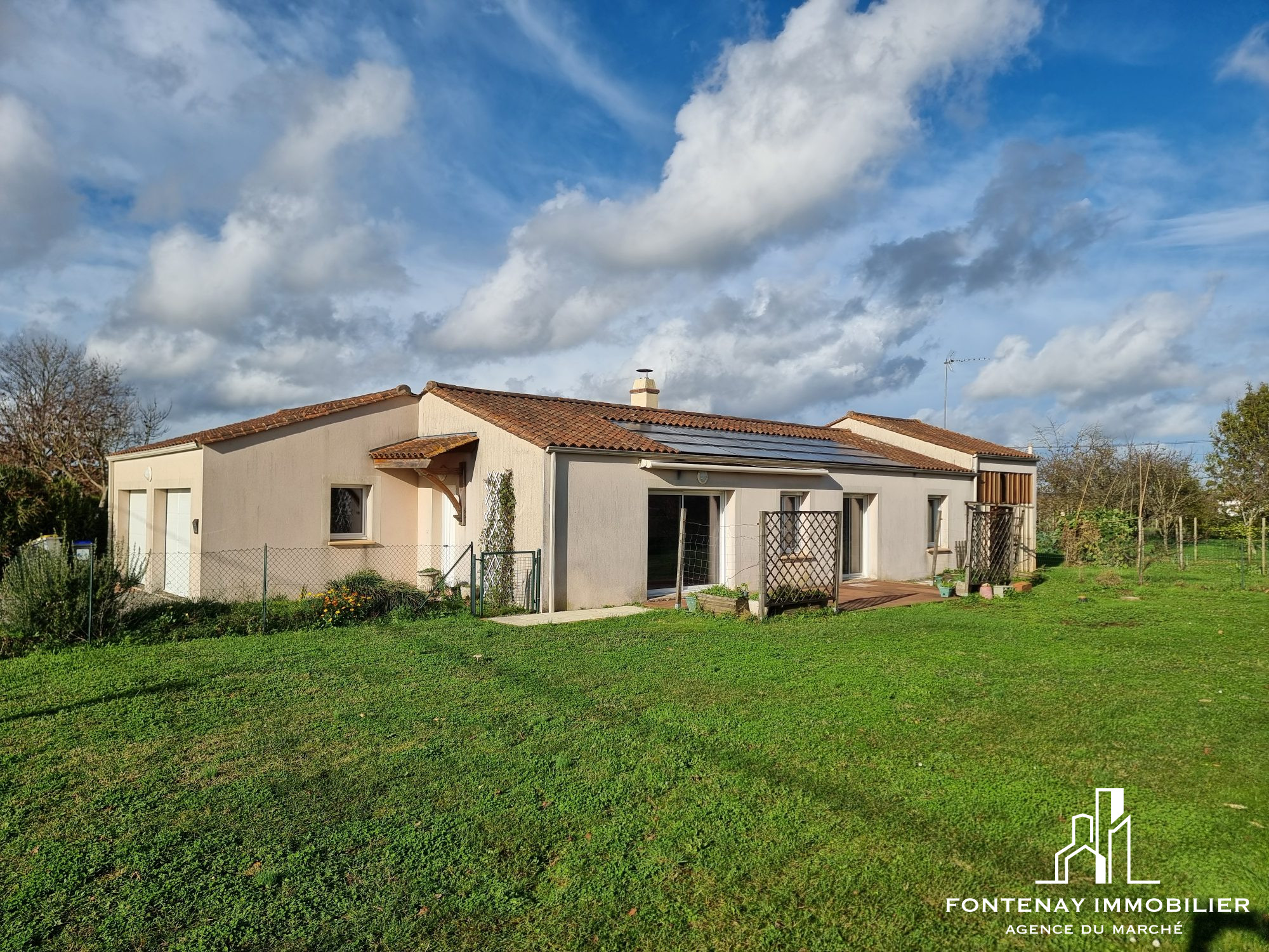 Agence immobilière de DRUJON D'ASTROS Christophe