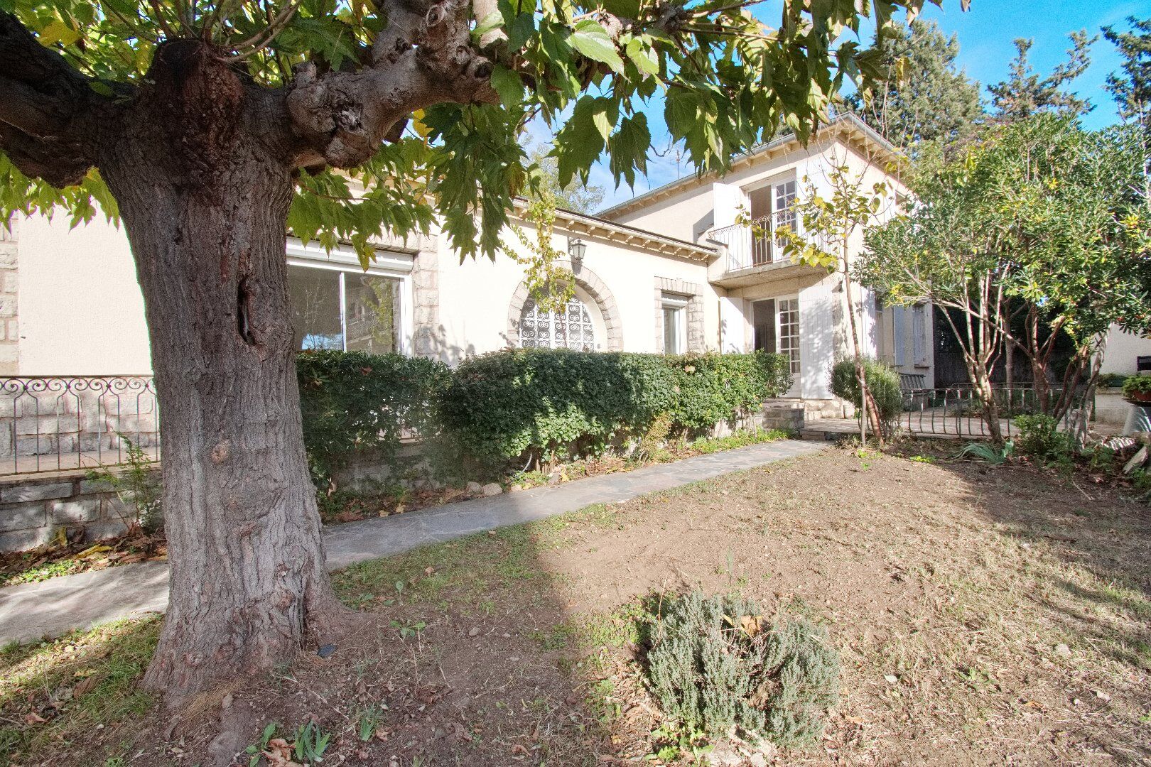 Agence immobilière de AGENCE INTERNATIONALE ALBERT HONIG