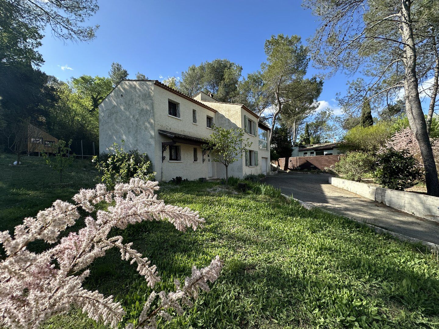 Agence immobilière de AGENCE INTERNATIONALE ALBERT HONIG