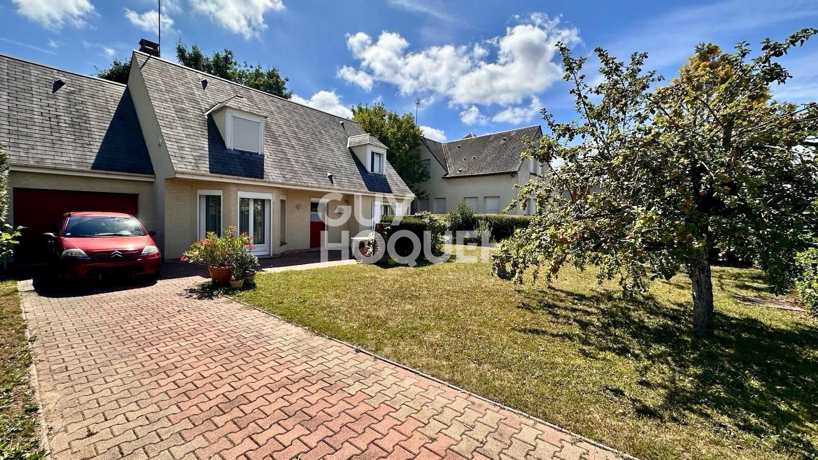 Agence immobilière de GUY HOQUET LACROIX SAINT OUEN