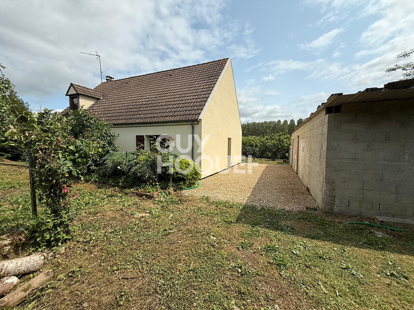 Agence immobilière de GUY HOQUET LACROIX SAINT OUEN