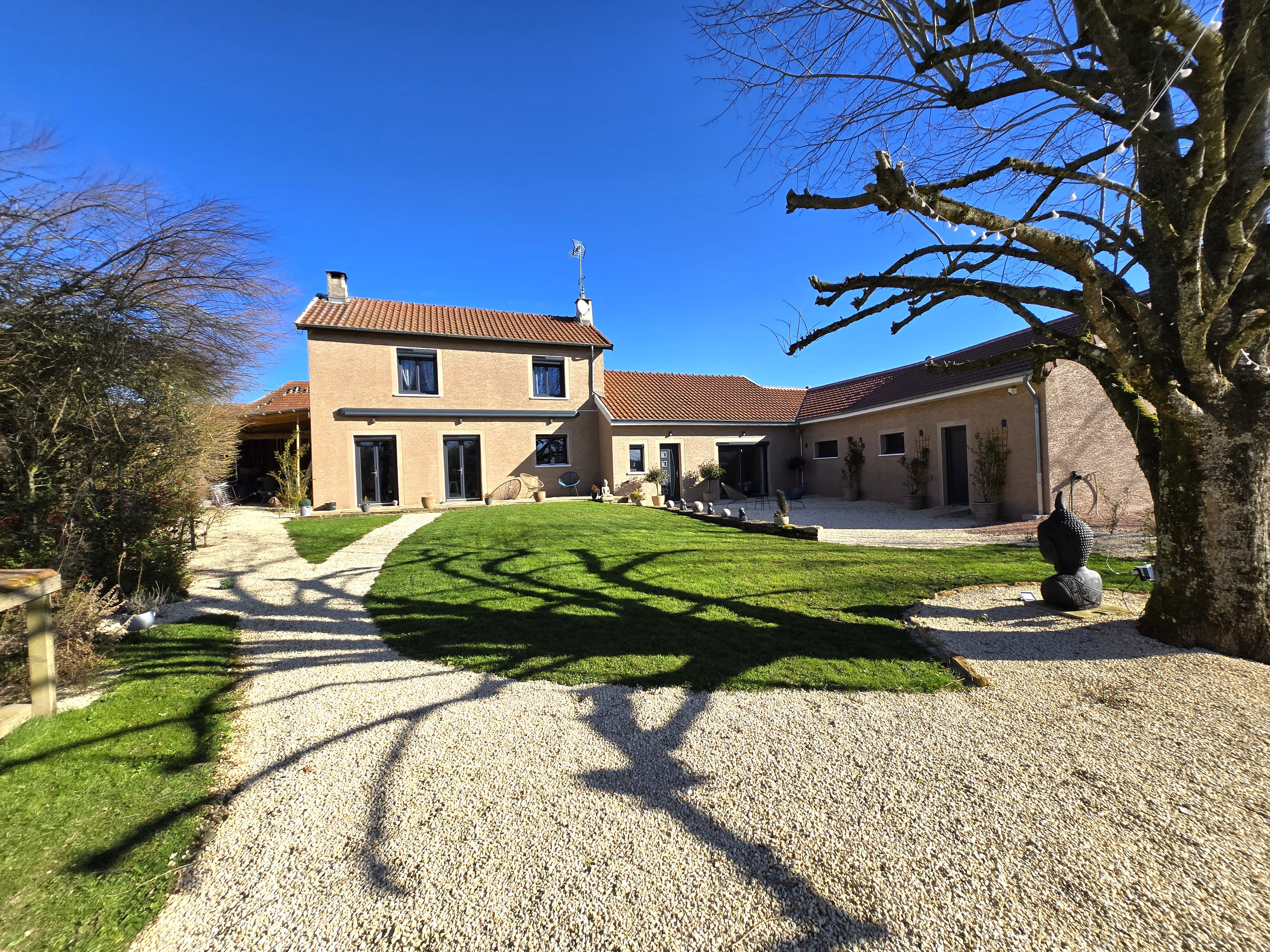 Agence immobilière de XAVIER GUYOT