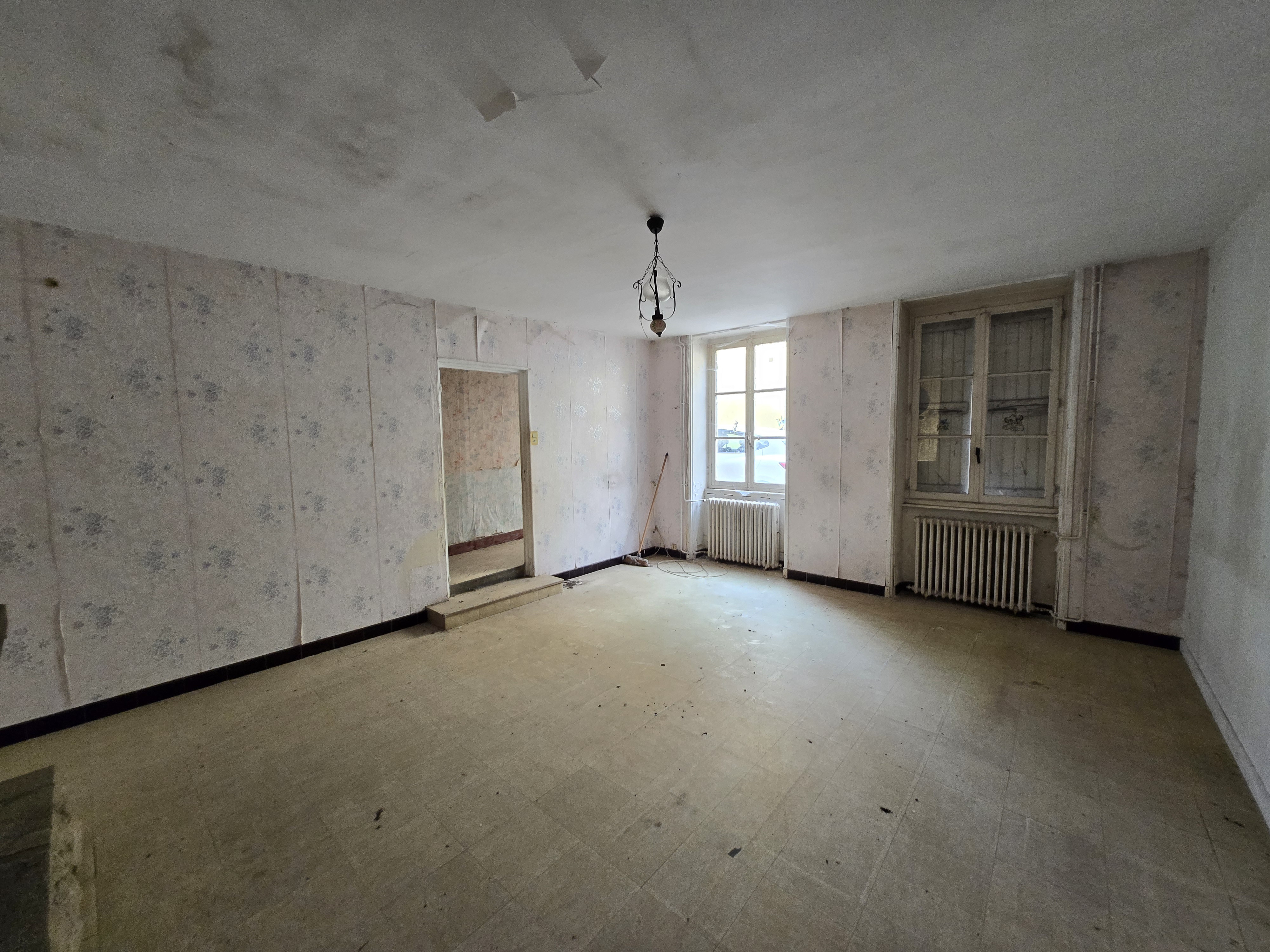 vente immeuble 71800 La Clayette