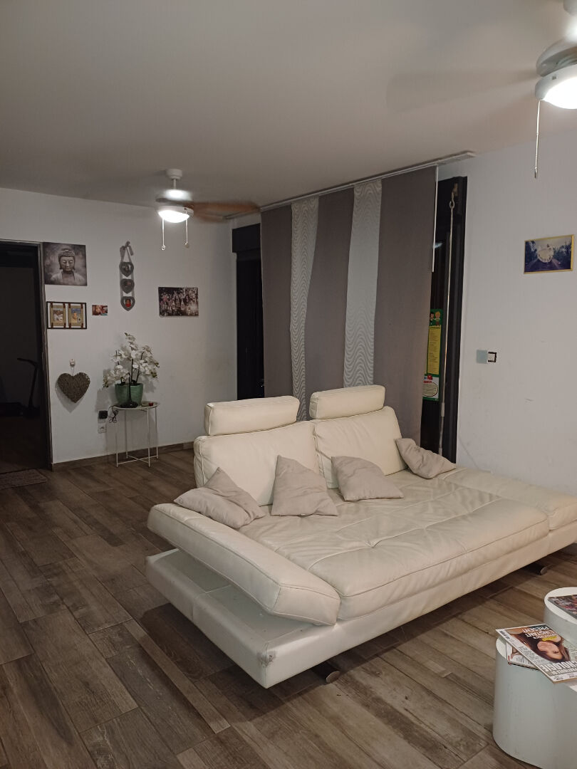 Agence immobilière de AUSTRAL IMMOBILIER TRANSACTION