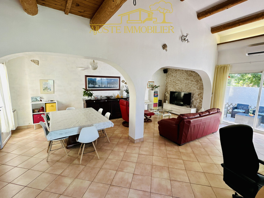 Agence immobilière de AJUSTE IMMOBILIER