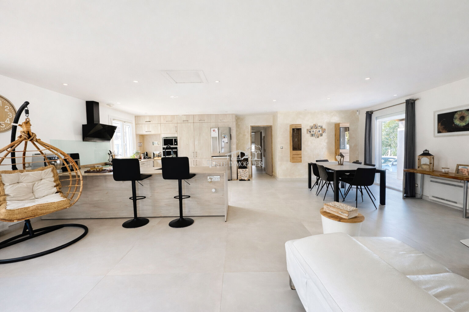 Agence immobilière de AJUSTE IMMOBILIER