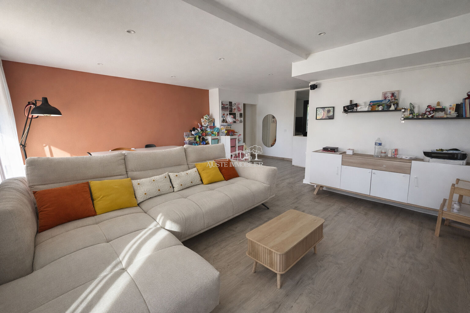 Agence immobilière de AJUSTE IMMOBILIER