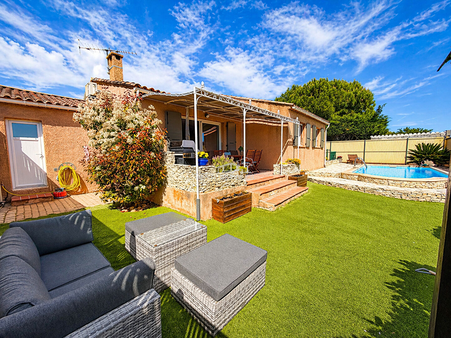 Agence immobilière de AJUSTE IMMOBILIER