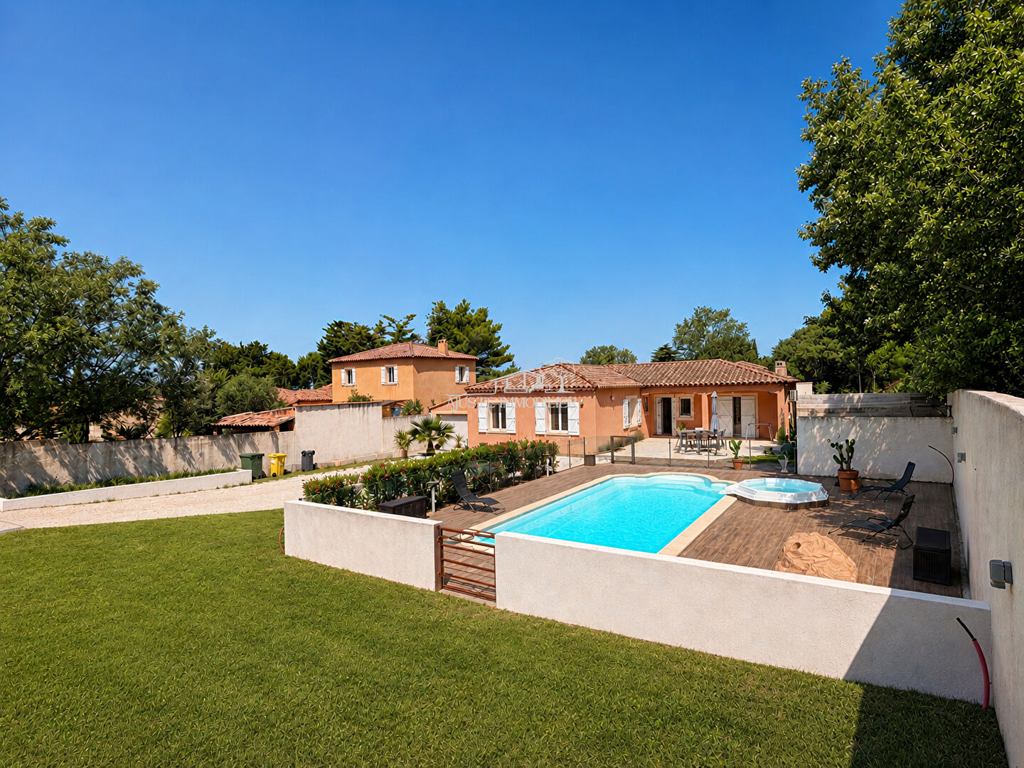 Agence immobilière de AJUSTE IMMOBILIER