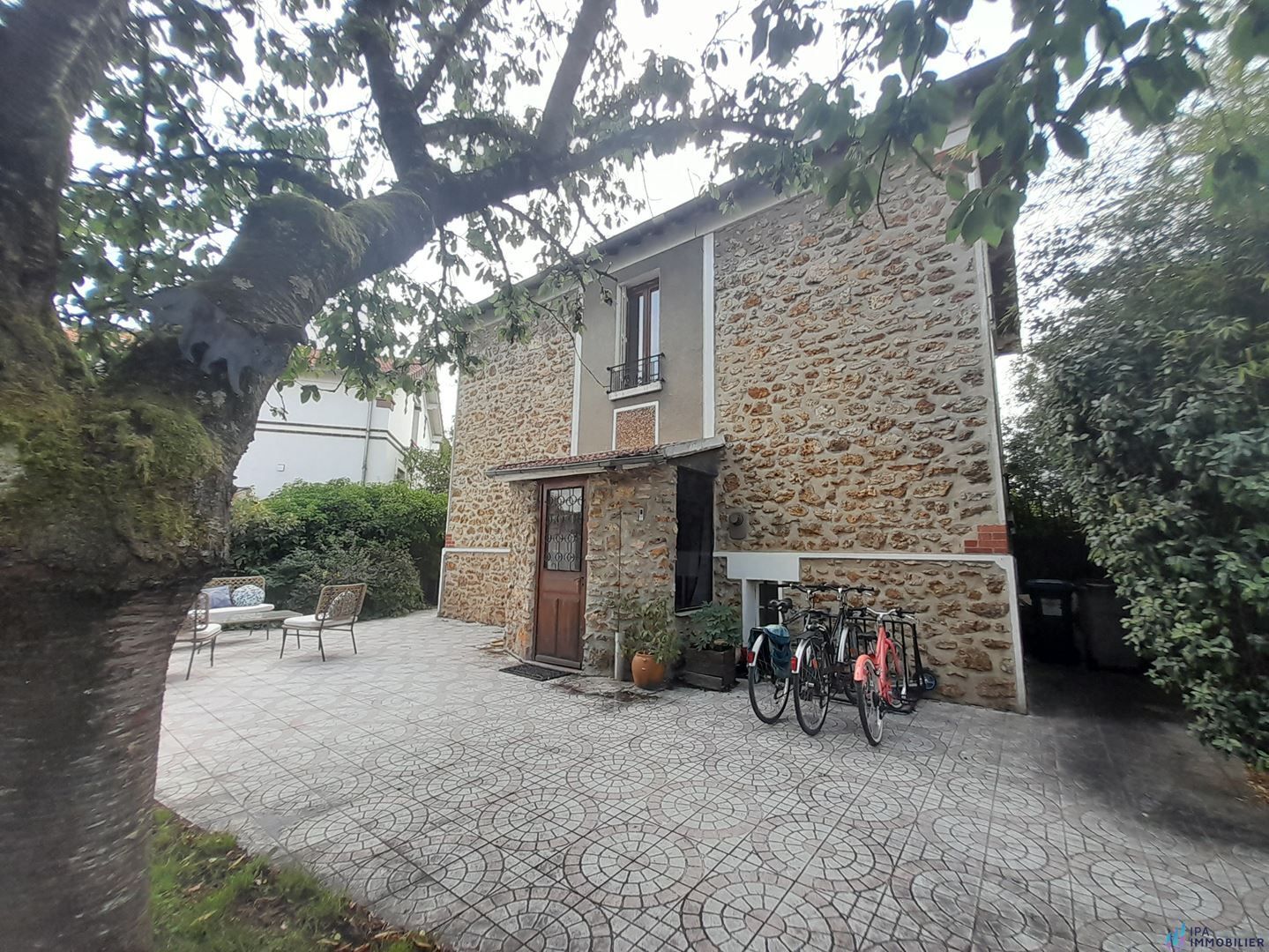 Agence immobilière de LECOINTRE LIDIA