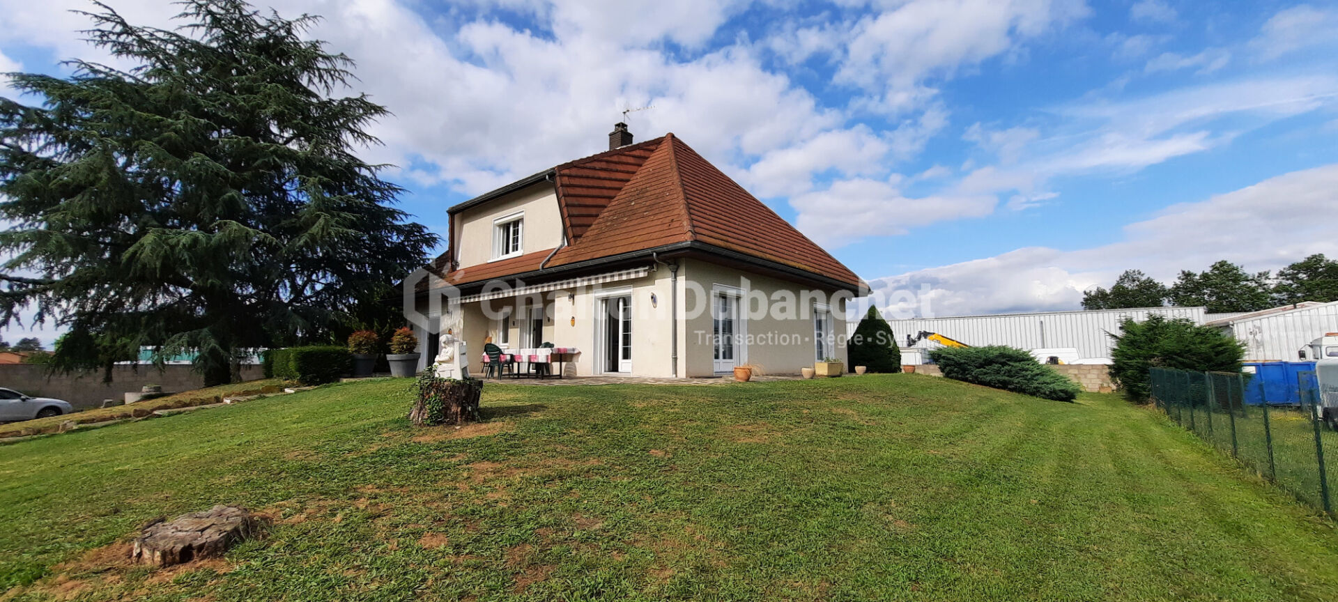 Agence immobilière de COMBE Aurélien - Agent Commercial