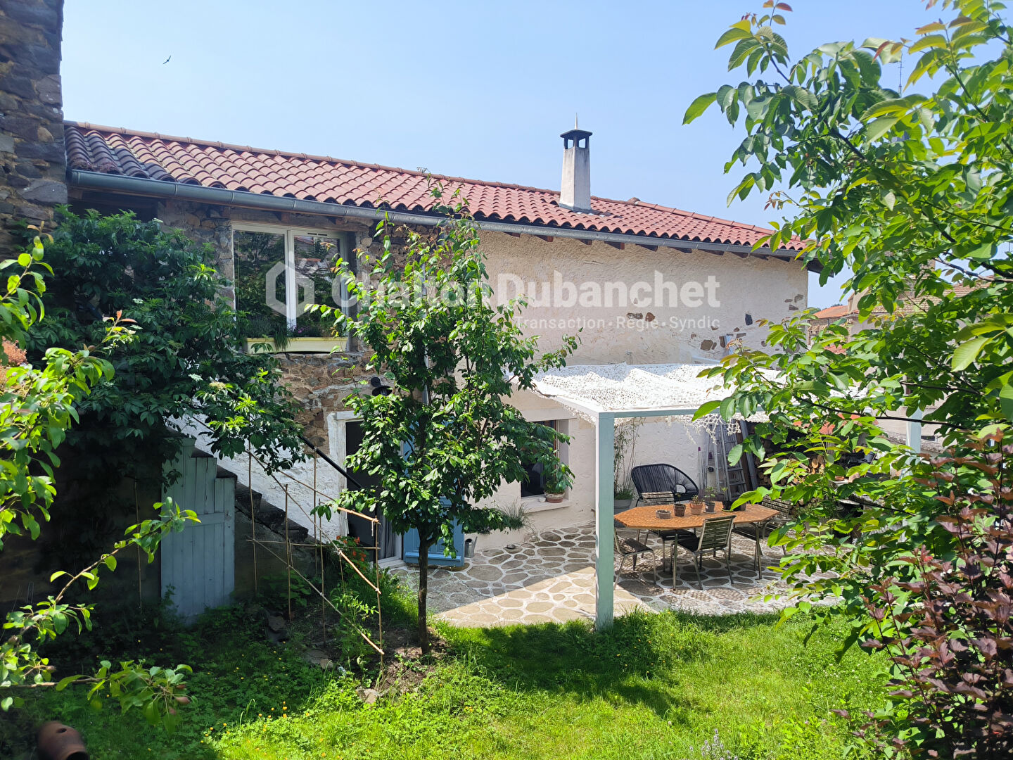 Agence immobilière de COMBE Aurélien - Agent Commercial