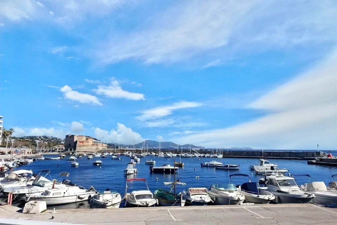 Agence immobilière de BARRESI IMMOBILIER 