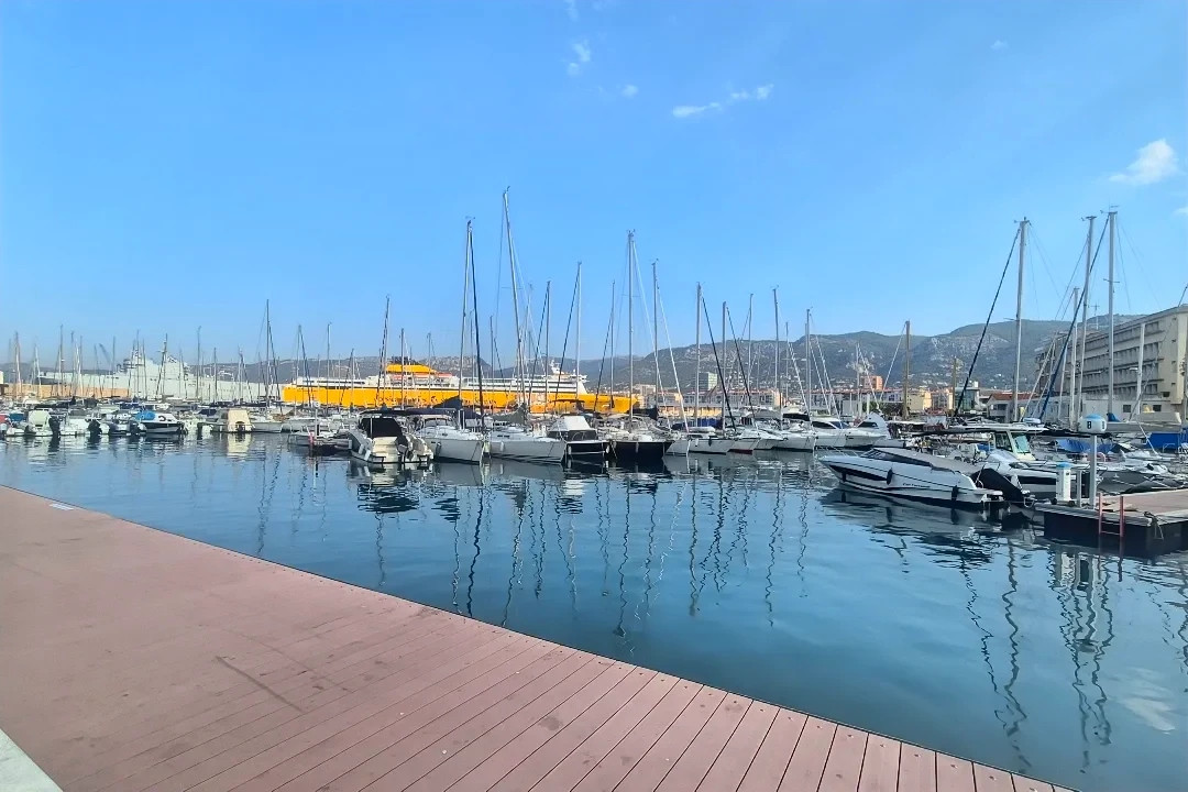 Agence immobilière de BARRESI IMMOBILIER 