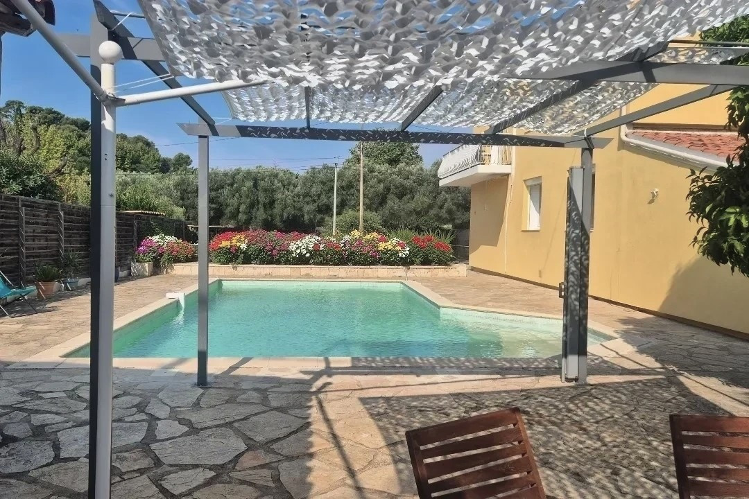 Agence immobilière de BARRESI IMMOBILIER 