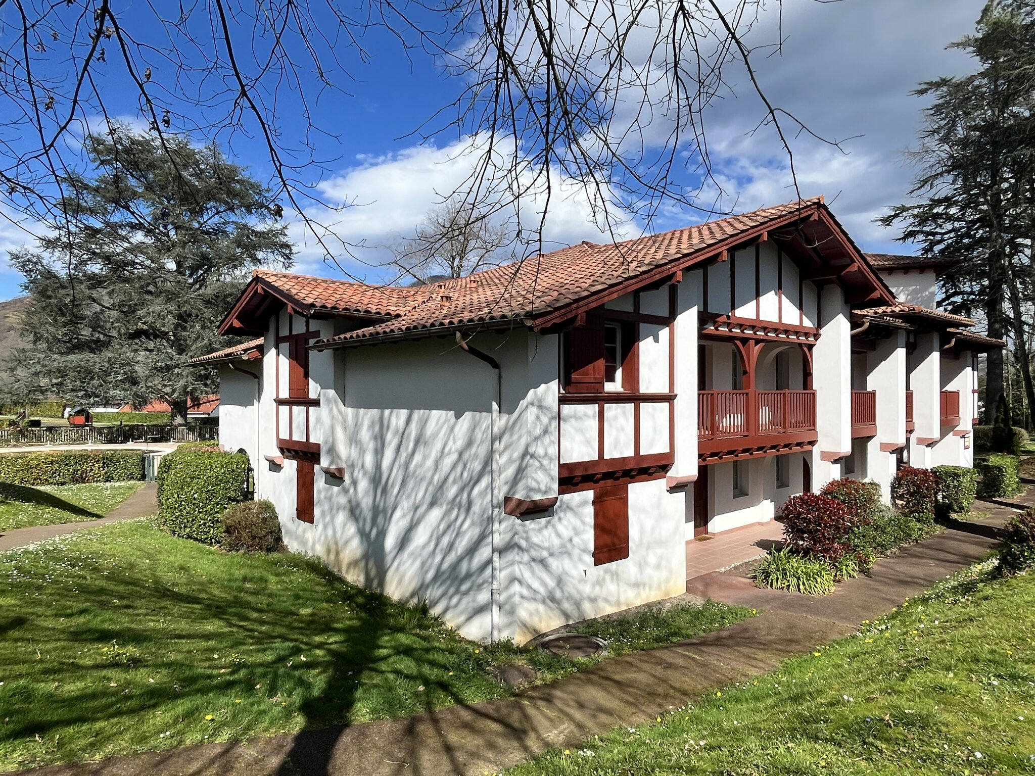 Agence immobilière de ETCHEGOYEN Marie