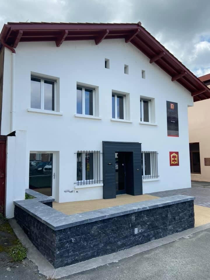 Agence immobilière de ETCHEGOYEN Marie