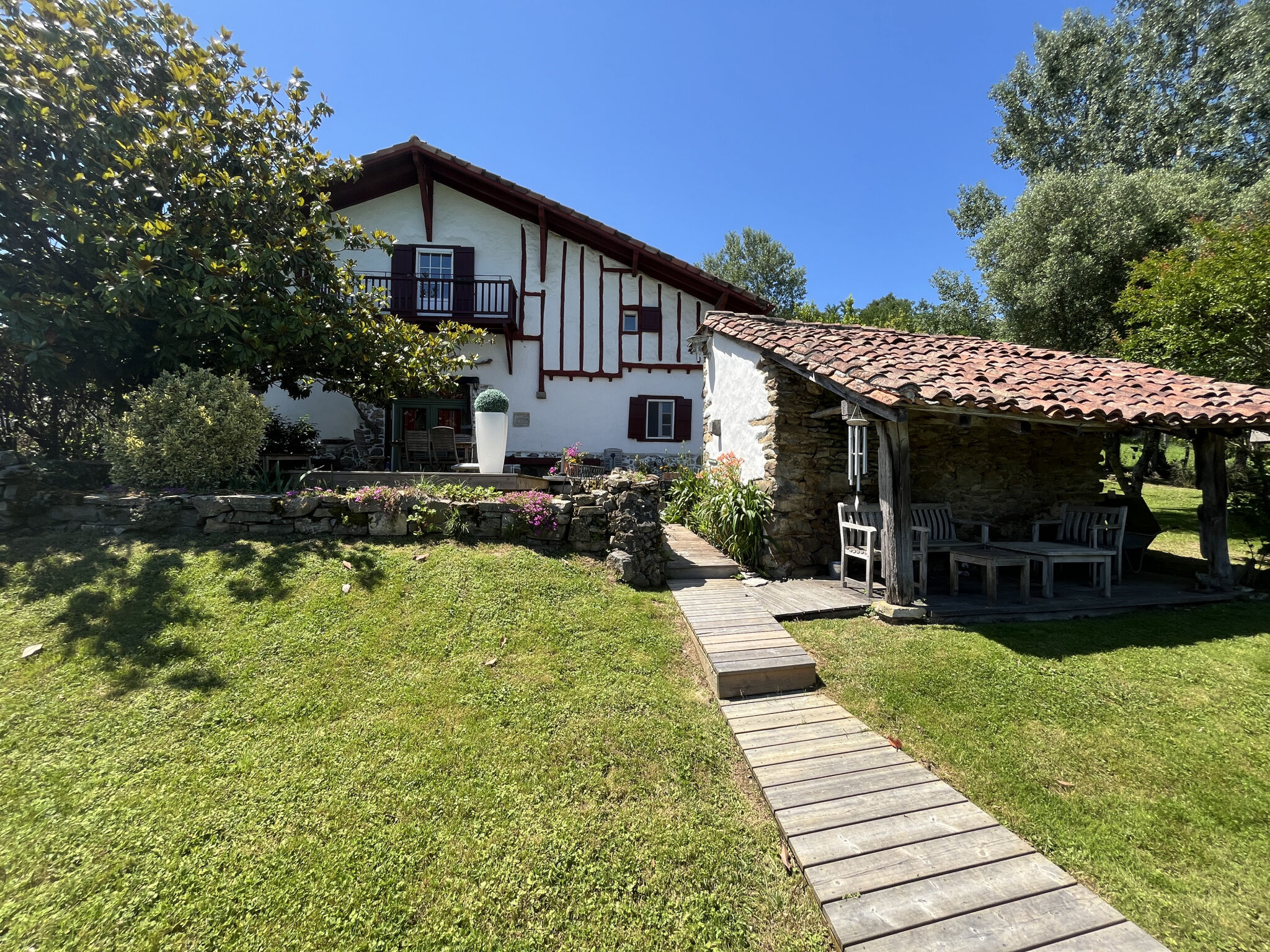 Agence immobilière de ETCHEGOYEN Marie