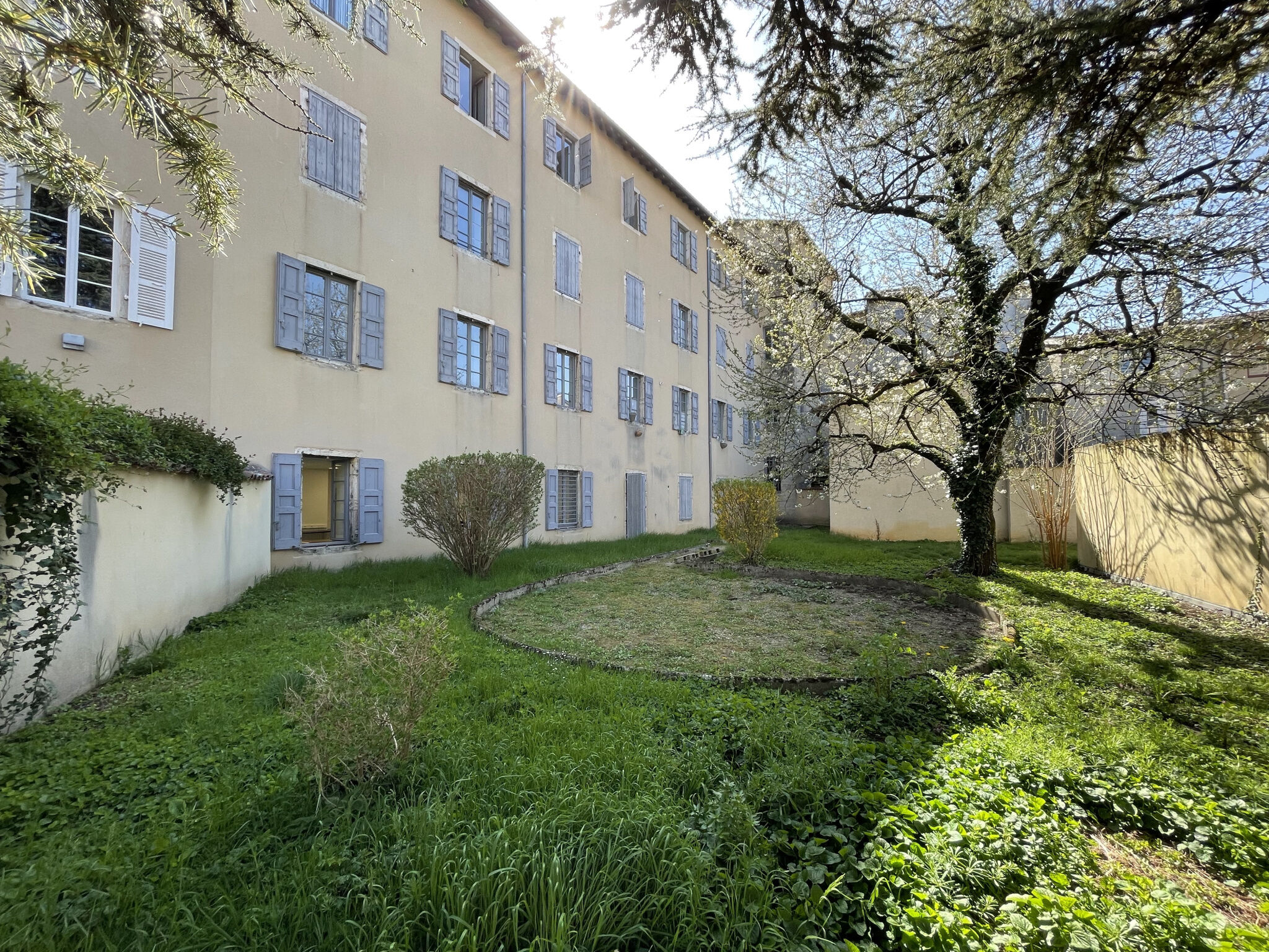 Agence immobilière de ArlimPrestige Croix-Rousse/Caluire