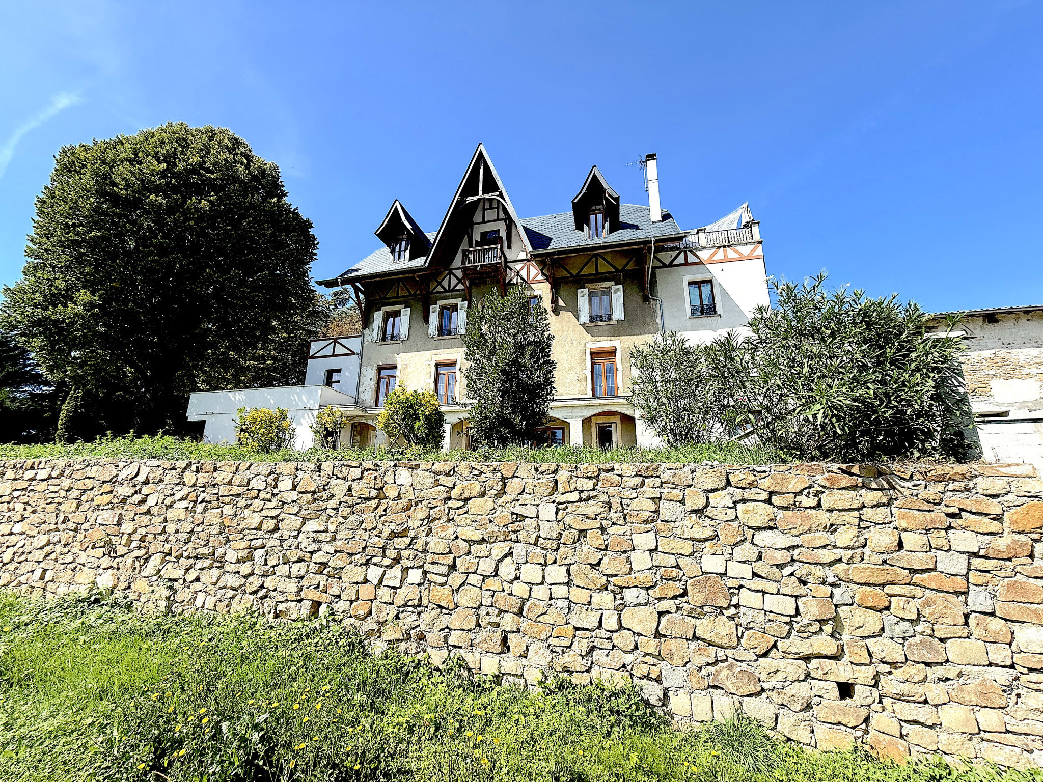 Agence immobilière de ArlimPrestige Croix-Rousse/Caluire