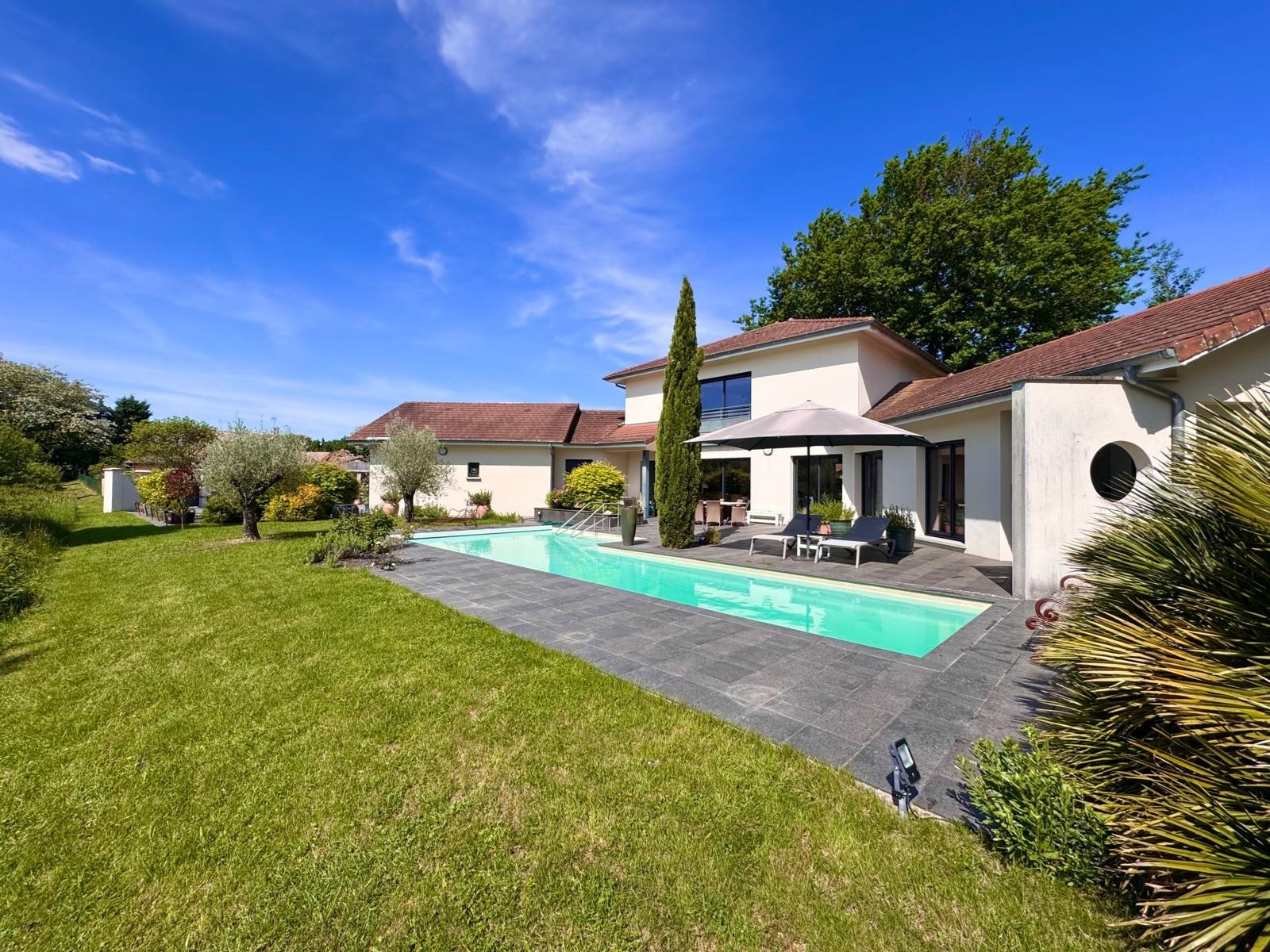 Agence immobilière de Pierre-Olivier NEYRAUD