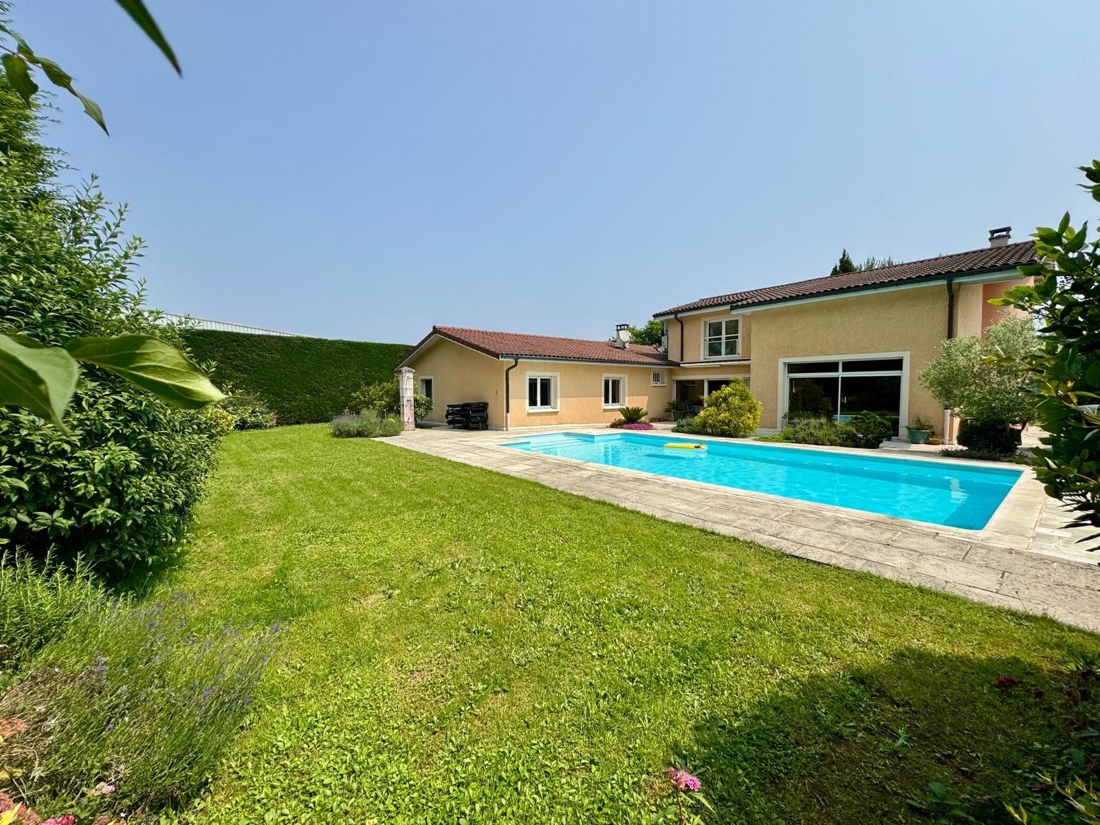 Agence immobilière de Pierre-Olivier NEYRAUD
