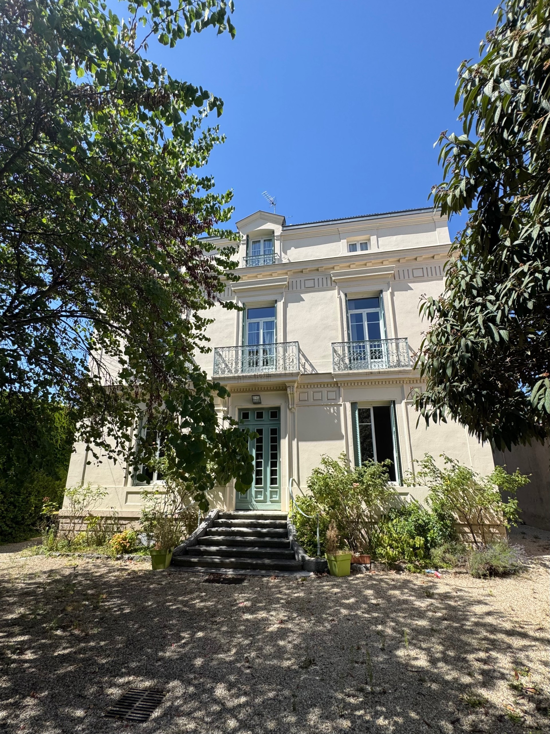 Agence immobilière de Pierre-Olivier NEYRAUD