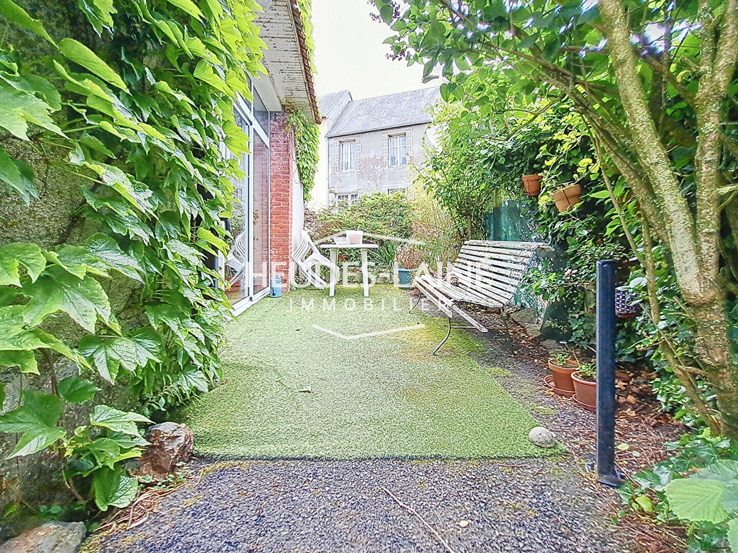 Agence immobilière de HEUDES LAINE