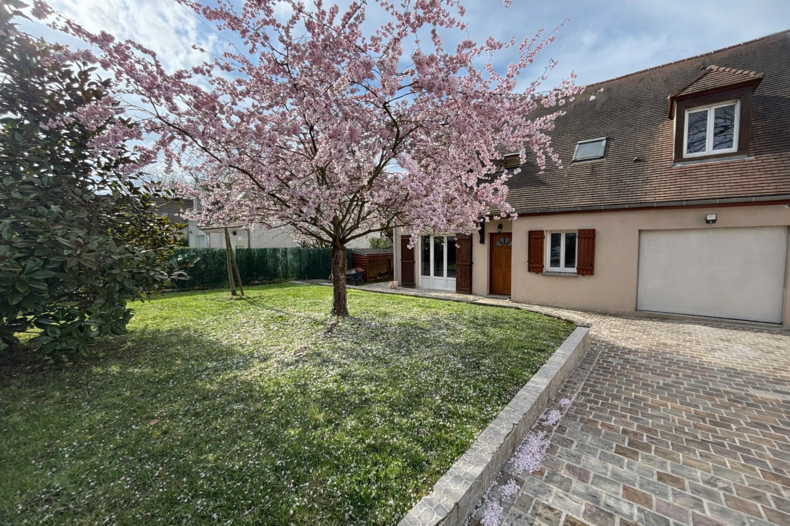 Agence immobilière de ORGERUS IMMOBILIER