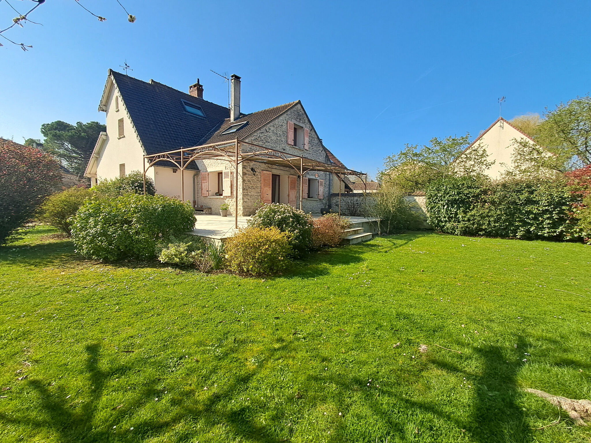 Agence immobilière de ORGERUS IMMOBILIER